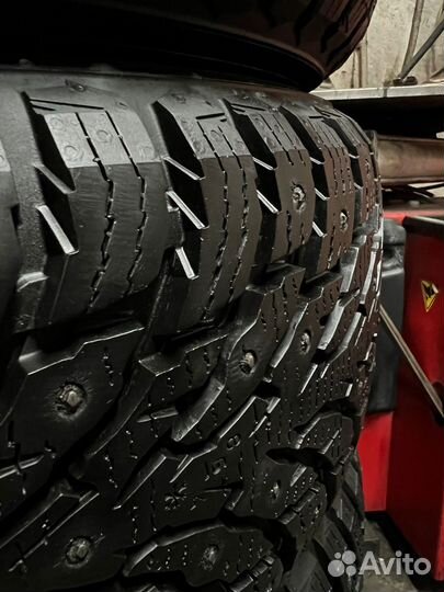 Nokian Tyres Hakkapeliitta 9 225/65 R17