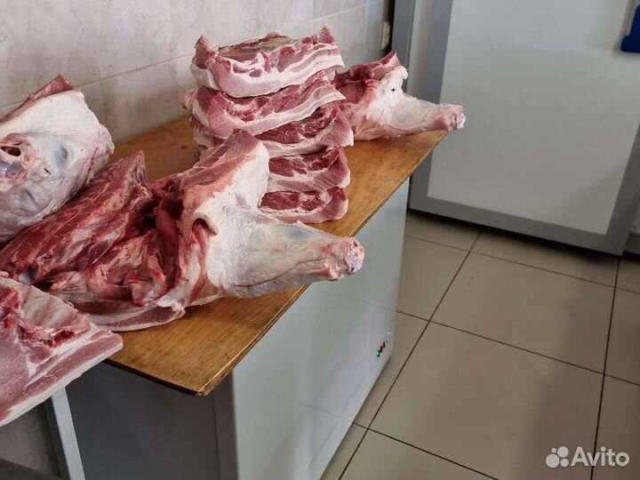Мясо в полутушах