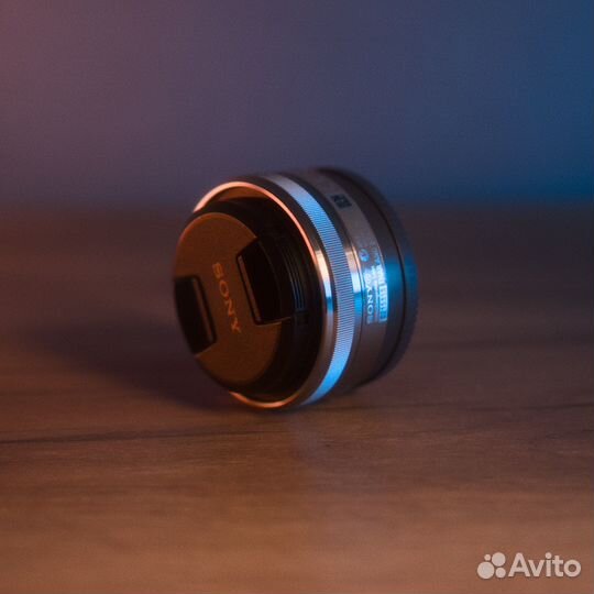 Объектив Sony 16mm F2.8 E-mount