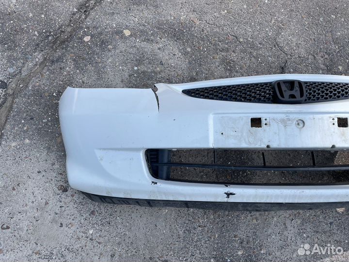 Передний бампер Honda Fit GD1