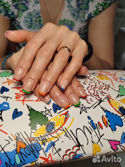 Маникюр /педикюр