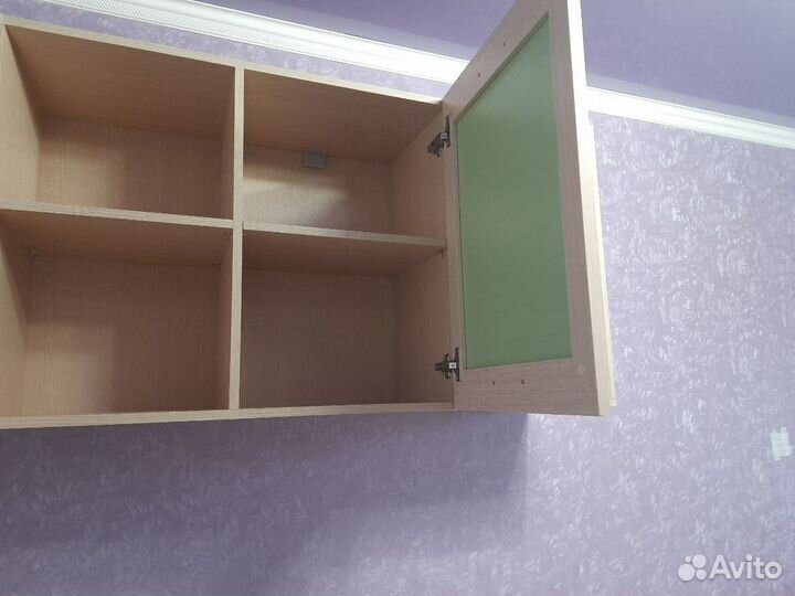 Школьный комплект (настенная полка, стол)