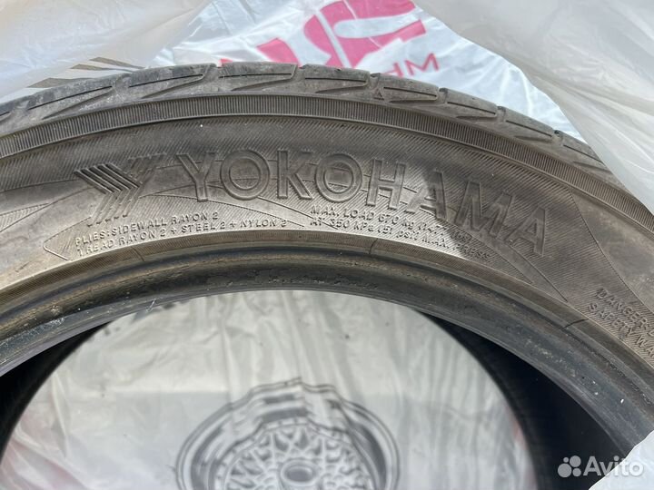 Yokohama Advan Sport V103 225/50 R17 94Y