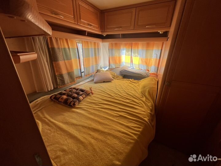 Альковный Ford E450, 2004