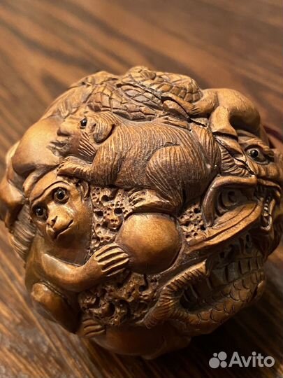 Нэцке японская, деревянная футляр для печати