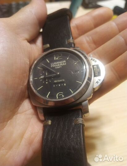 Часы Panerai Lumonor. Пряжка из монеты