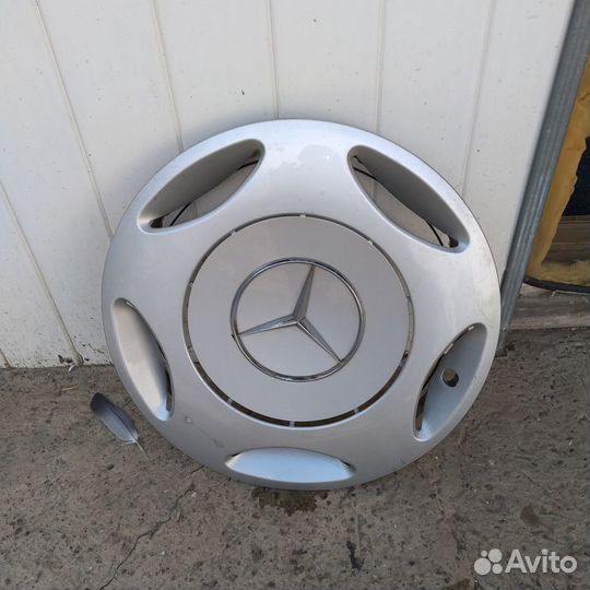 Колпак колеса