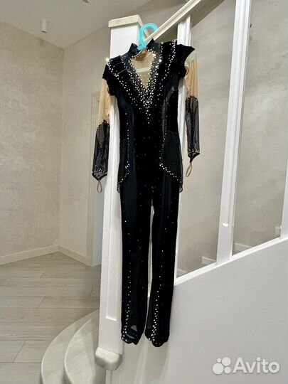 Комбинезон для выступлений фигурное катание