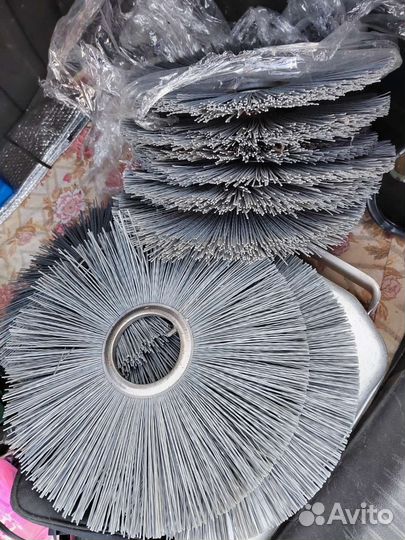 Щетки для подметальной машины Handy Sweep 700 TG