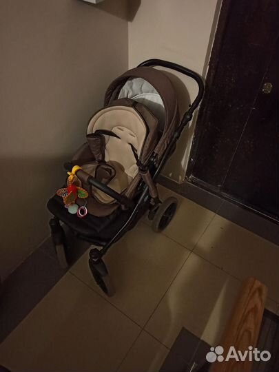 Продам детскую коляску tutti nanni 2 в 1