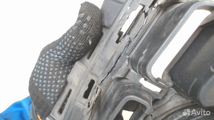 Решетка радиатора Opel Astra J, 2011