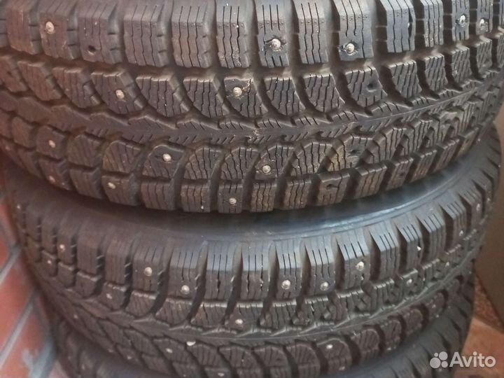 Резина зимняя на дисках 175 70 r13
