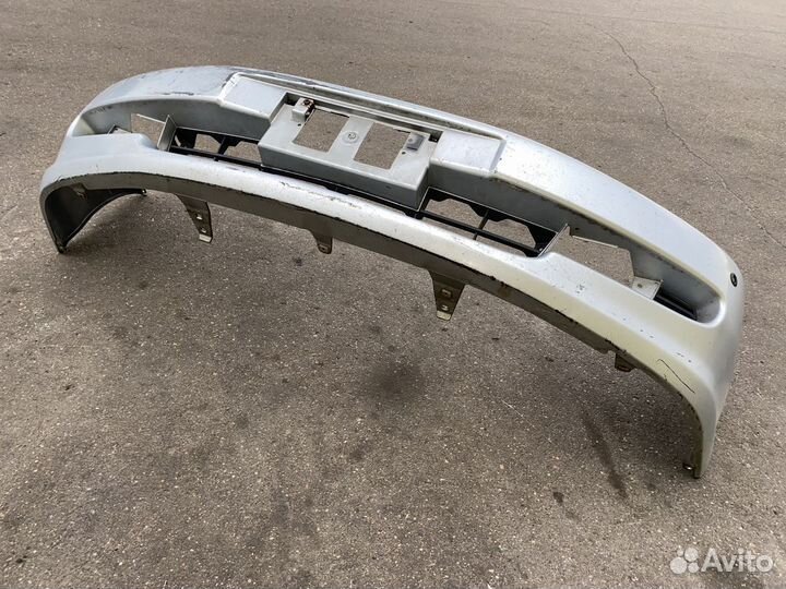 Бампер передний Toyota Ipsum SXM10 5211944010