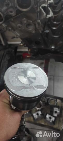 Поршень шатун 6g75 mivec