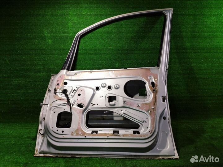 Дверь передняя правая Opel Zafira A