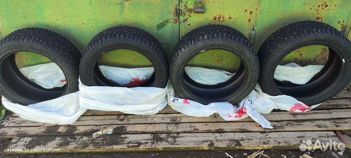 Nokian Tyres Hakkapeliitta 9 255/45 R19
