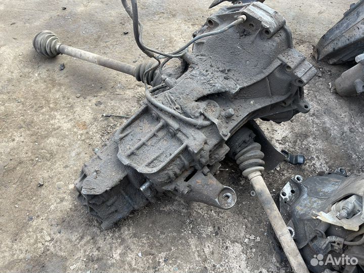 Ауди 80 коробка передач 5МКПП 1.8л AKM