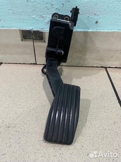 Педаль газа LADA Kalina 2