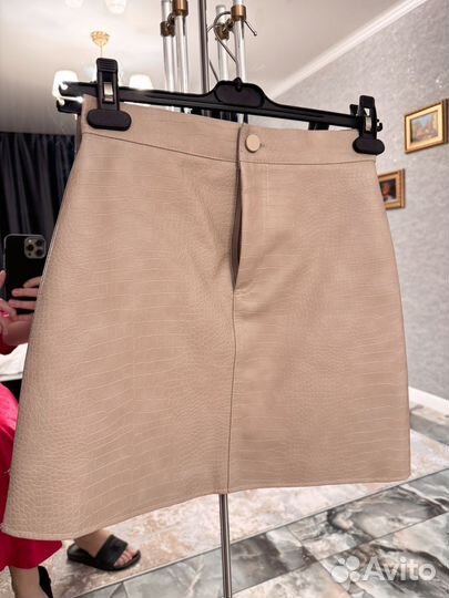 Юбка экокожа 44й