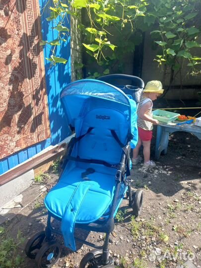 Детская прогулочная легкая коляска бу
