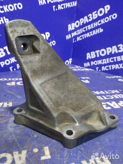 Кронштейн опоры двигателя Bmw E65 седан N62B36