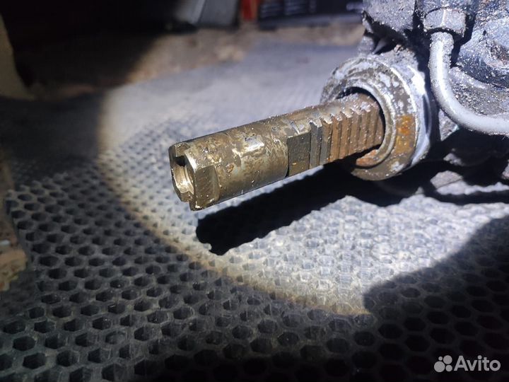 Рулевая рейка Subaru Impreza gc левый руль