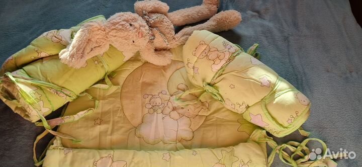 Мягкие бортики для детской кроватки