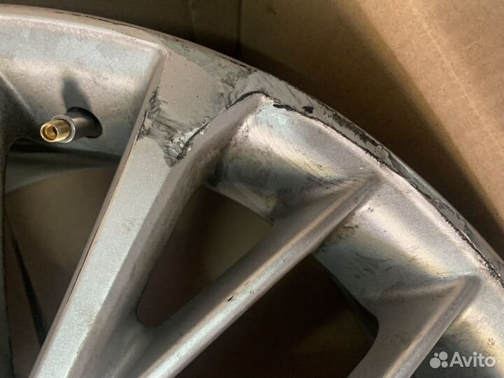 Диск R-18 Camry RST-R028