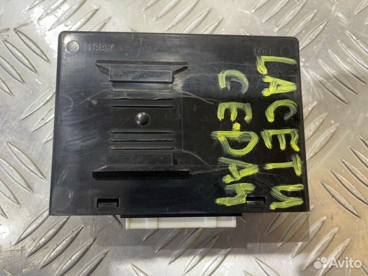 Блок управления центральным замком Chevrolet