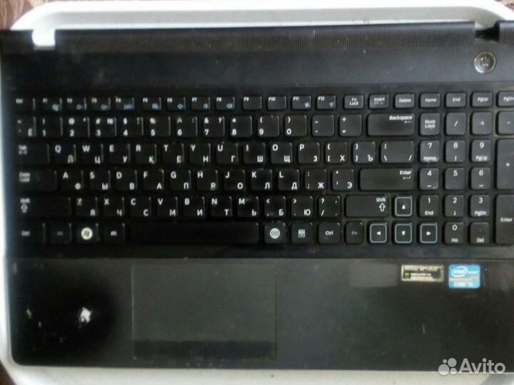 Ноутбук samsung 300E5C нижняя часть