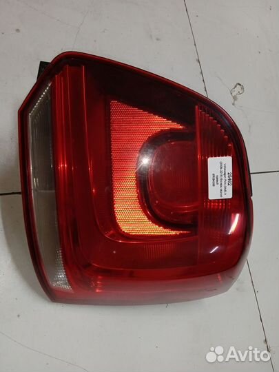 VW Polo (Mk5) V фонарь задний правый