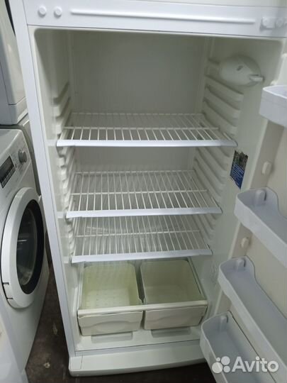 Холодильник Indesit б/у в отл.сост. на гарантии