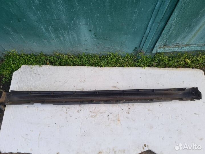 Накладка на порог левая Nissan Juke YF15 F15 2012