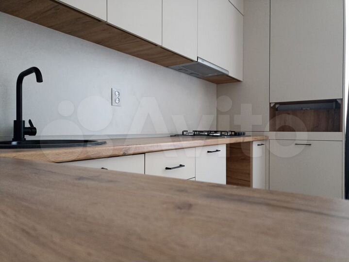 2-к. квартира, 51 м², 12/17 эт.