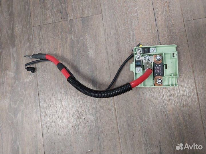 Блок предохранителей Bmw X3 E83LCI N52