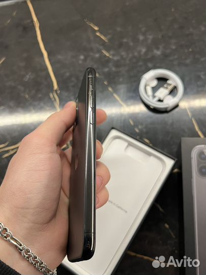 iPhone 11 Pro, 64 ГБ