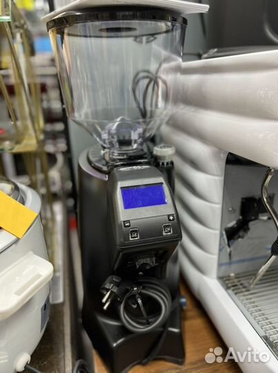 Кофемолка zenith neo eureka