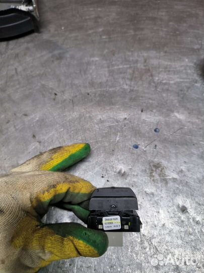 Renault Duster 2 кнопка круиз-контроль