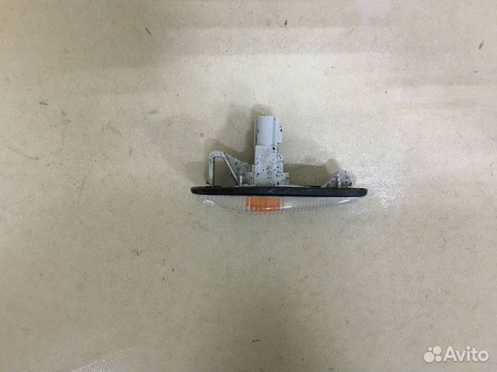 Повторитель на крыло Citroen C4 Aircross 2012-2017