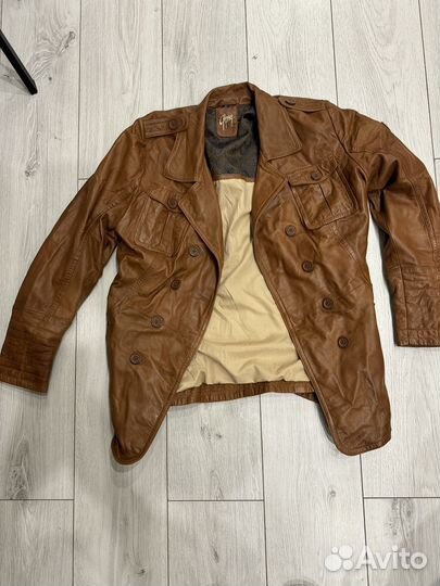 Куртка кожаная женская