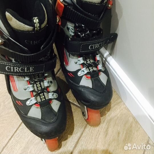 Ролики б/у. Размер 39. Состояние нормальное