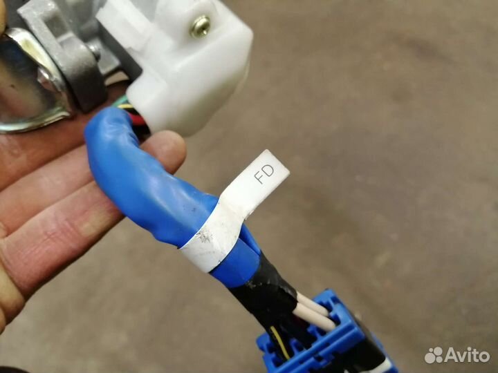 Замок зажигания Хендай ай30 Hyundai I30 FD