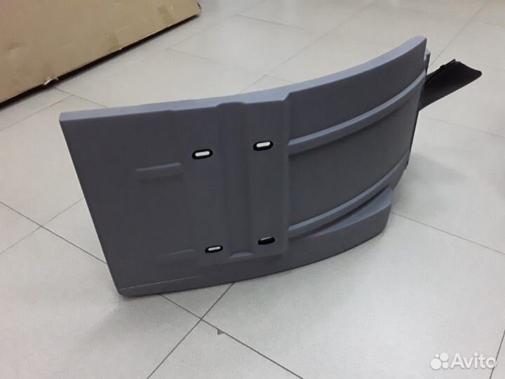 Крыло Мерседес Актрос мп2 переднее правая часть