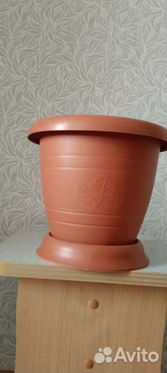 Ящик балконный (горшок для цветов)