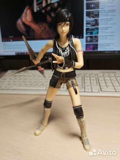 Фигурка play arts final fantasy 7 Yuffie kisaragi