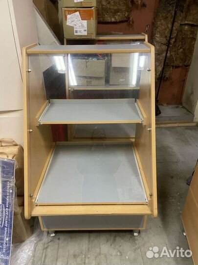 Витрина шкаф