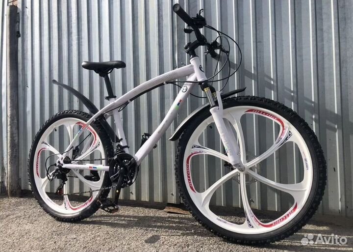 Велосипед BMW новый 26