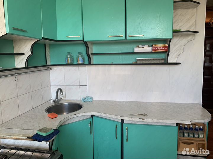 Кухонный гарнитур угловой бу