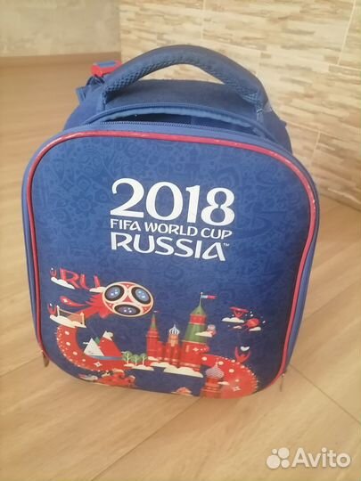 Школьный рюкзак