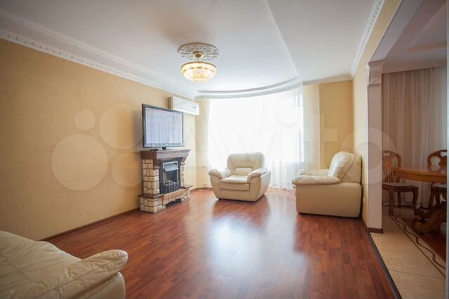 2-к. квартира, 65 м², 7/10 эт.